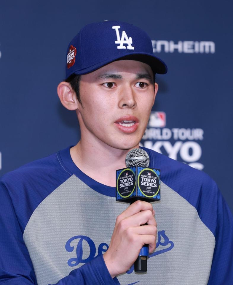 　会見する佐々木（撮影・金田祐二）