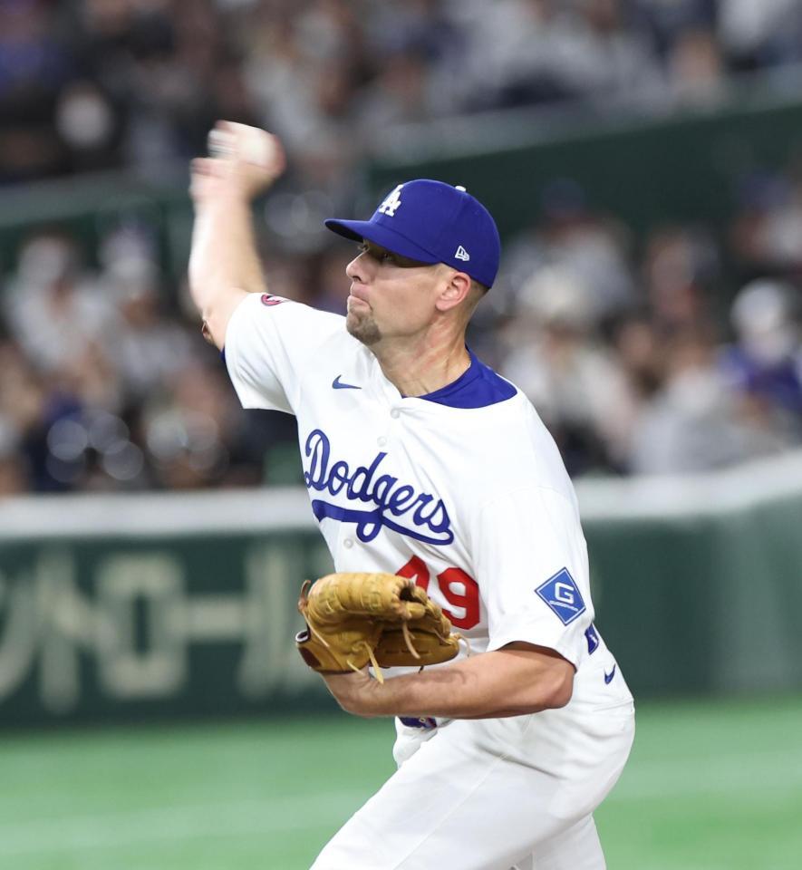 　７回に登板したトライネン（撮影・佐々木彰尚）