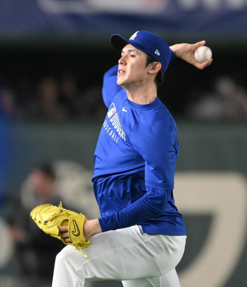 　キャッチボールをする佐々木（撮影・伊藤笙子）