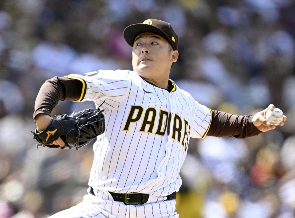 　４回、３番手で登板した松井（ゲッティ＝共同）