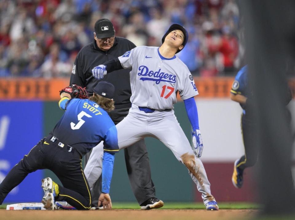 　フィリーズ戦の８回、二盗を失敗したドジャース・大谷