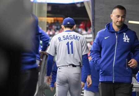 　５回途中、降板した佐々木（共同）