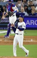 　６回を抑えた山本