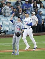 　９回、一ゴロに倒れ最後の打者となった大谷