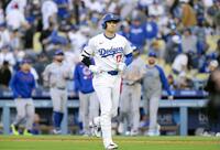 　９回、一ゴロに倒れた大谷