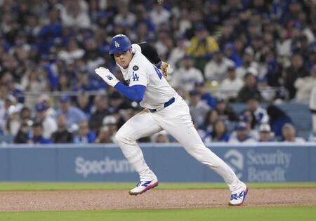 　３回、二盗する大谷