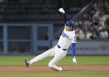 　３回、二盗する大谷