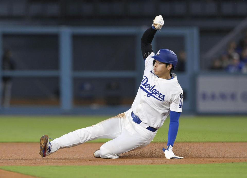 　３回、二盗する大谷