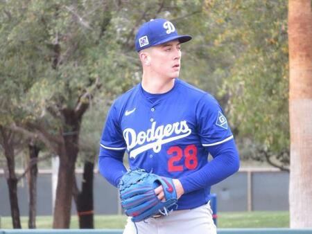 ドジャース、元ドラ１逸材ミラーがメジャー昇格即先発　２３年１１勝　前夜先発ナックがマイナー行き