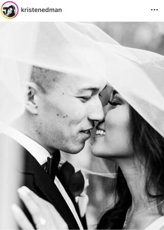 結婚５周年を報告したエドマンの妻クリステンさんのインスタグラム＠ｋｒｉｓｔｅｎｅｄｍａｎ（１１月２４日付）より