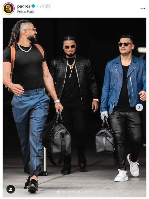 　遠征へ向かう（左から）タティス、アラエズ、イグレシアス。パドレスのインスタグラム（ｐａｄｒｅｓ）より