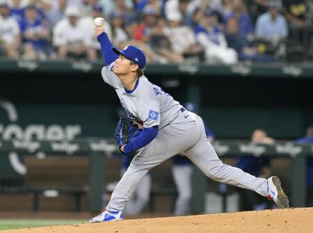 　レンジャーズ戦に先発したドジャース・山本（共同）