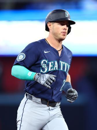 　週間ＭＶＰに選ばれたマリナーズのムーア＝２０日（ゲッティ＝共同）