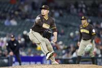 　タイガース戦の７回に登板したパドレス・松井（ゲッティ＝共同）