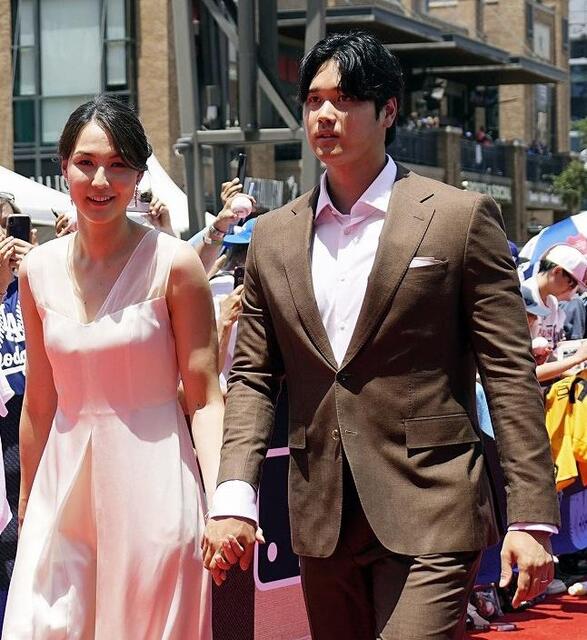 大谷翔平 真美子夫人の登場曲選択に騒然