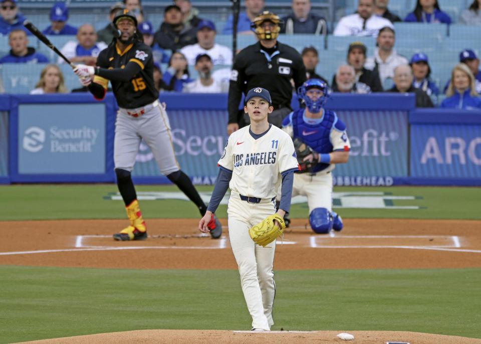 　１回、クルーズに先制ソロを浴びた佐々木（共同）