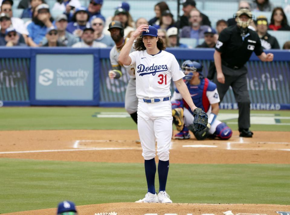 　１回、先制ソロを浴びたグラスノー（共同）