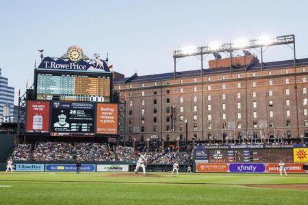 　本拠地オリオールパークで行われたヤンキース戦に先発した菅野（共同）