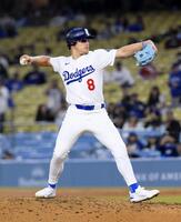 　９回に登板したＫ・ヘルナンデス（共同）