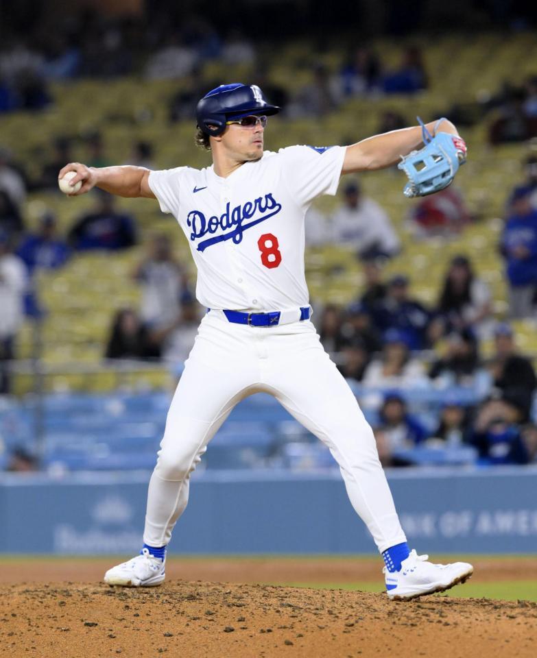 　９回に登板したＫ・ヘルナンデス（共同）