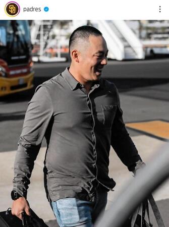 　遠征に向かう松井。パドレスの公式インスタグラム（ｐａｄｒｅｓ）より