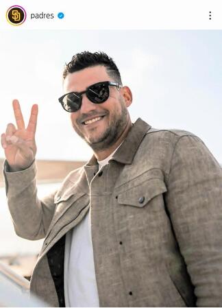 　遠征に向かうイグレシアス。パドレスの公式インスタグラム（ｐａｄｒｅｓ）より