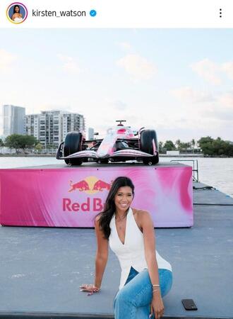 　キアステン・ワトソンさんのインスタグラム（ｋｉｒｓｔｅｎ＿ｗａｔｓｏｎ）より