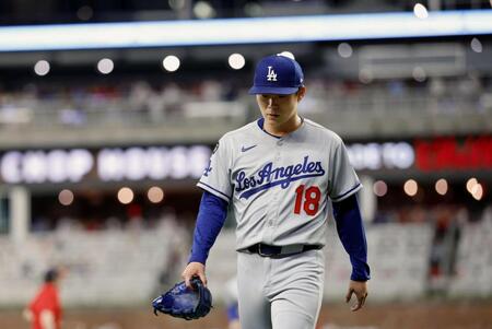 　ブレーブス戦の６回を投げ終えたドジャース・山本。１安打無失点の好投でこのまま降板した（共同）