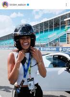 　キアステン・ワトソンさんのインスタグラム（ｋｉｒｓｔｅｎ＿ｗａｔｓｏｎ）より