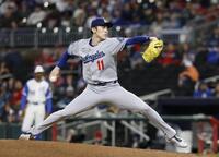 　ブレーブス戦に先発し、５回６安打３失点でメジャー初勝利を挙げたドジャース・佐々木（共同）