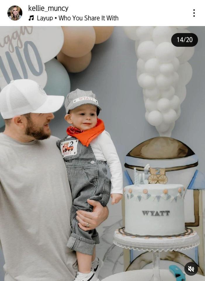 　ケリー・マンシーさんのインスタグラム（ｋｅｌｌｉｅ＿ｍｕｎｃｙ）より