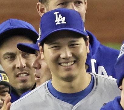 大谷翔平が２桁得点の大勝に貢献　ＭＬＢトップタイ４本目の三塁打で決勝ホーム→敬遠後にビッグイニング　ド軍は４カード連続勝ち越し