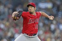 　パドレス戦に先発した菊池（ゲッティ＝共同）