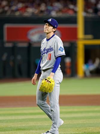 　９日のダイヤモンドバックス戦に先発したドジャース・佐々木。４回０／３を５失点だった＝フェニックス（共同）