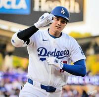 　１回、１３号ソロを放った大谷（ロサンゼルス・ドジャース提供）