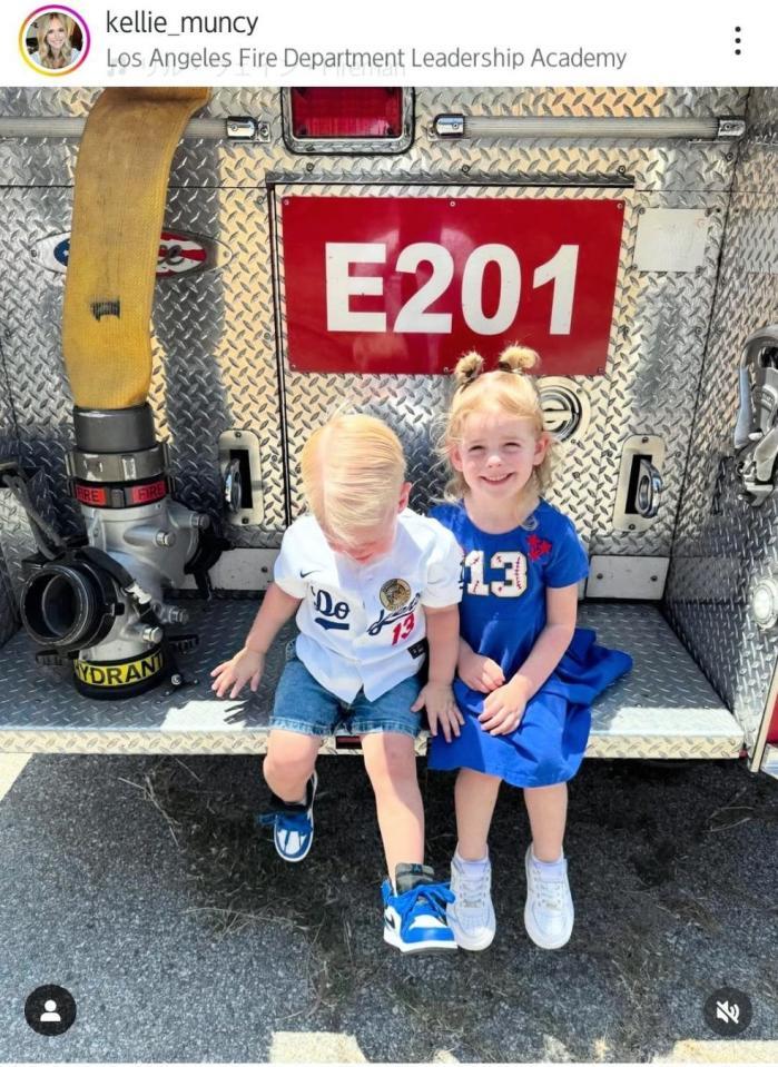 　マンシーの長女ソフィちゃんと長男ワイアット君。ケリー・マンシーさんのインスタグラム（ｋｅｌｌｉｅ＿ｍｕｎｃｙ）より