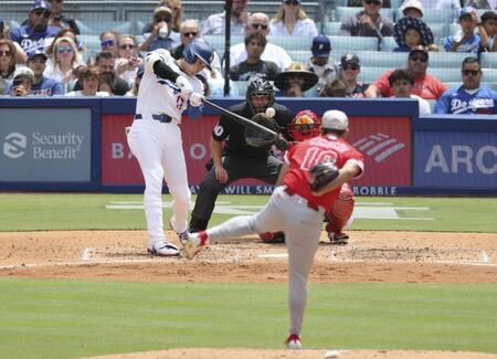 【動画】大谷3安打目は“反則”の域？平凡な内野ゴロのはずが→爆速で駆け抜け一塁セーフ