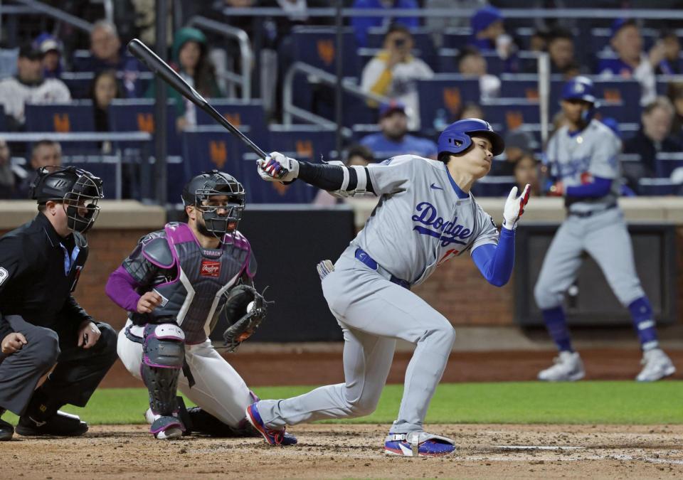 　メッツ戦の５回、空振り三振に倒れるドジャース・大谷（共同）