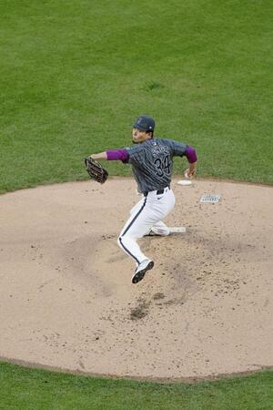 　ドジャース戦に先発したメッツ・千賀（共同）