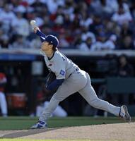 　ガーディアンズ戦に先発した山本（共同）