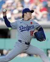 　ガーディアンズ戦に先発した山本（共同）