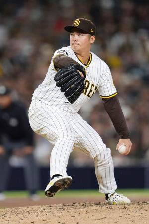 　マーリンズ戦の７回途中から登板し、１回を１安打無失点だったパドレス・松井＝サンディエゴ（ＡＰ＝共同）