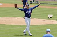 　実戦形式の登板を終えた大谷（共同）