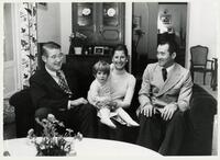 　ドジャース元オーナーのピーターオマリー氏（左）と長嶋茂雄さん（右）