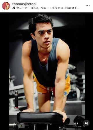 アイアトン通訳の弟、トーマスのインスタグラム＠ｔｈｏｍａｓｊｉｒｅｔｏｎより