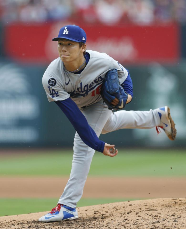 　カージナルス戦に先発したドジャース・山本。６回４安打無失点で勝敗は付かなかった（共同）