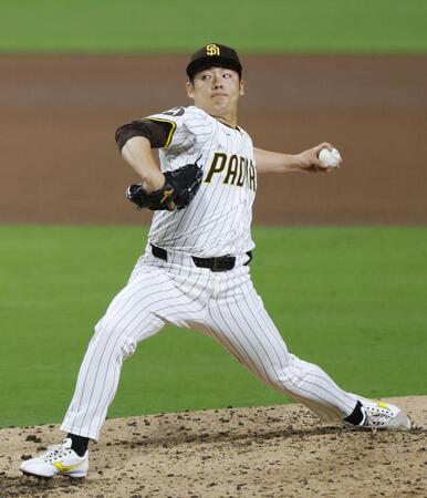 　５回に登板した松井（共同）