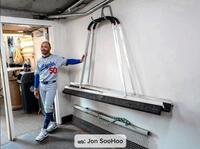 　試合前、リラックスした表情を浮かべるベッツ（ジョン・スーフー／ドジャース提供）