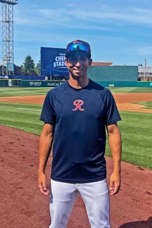 　米大リーグ、マリナーズの特任コーチ兼コンサルタントに就任した福田秀平氏＝米ワシントン州タコマ（共同）