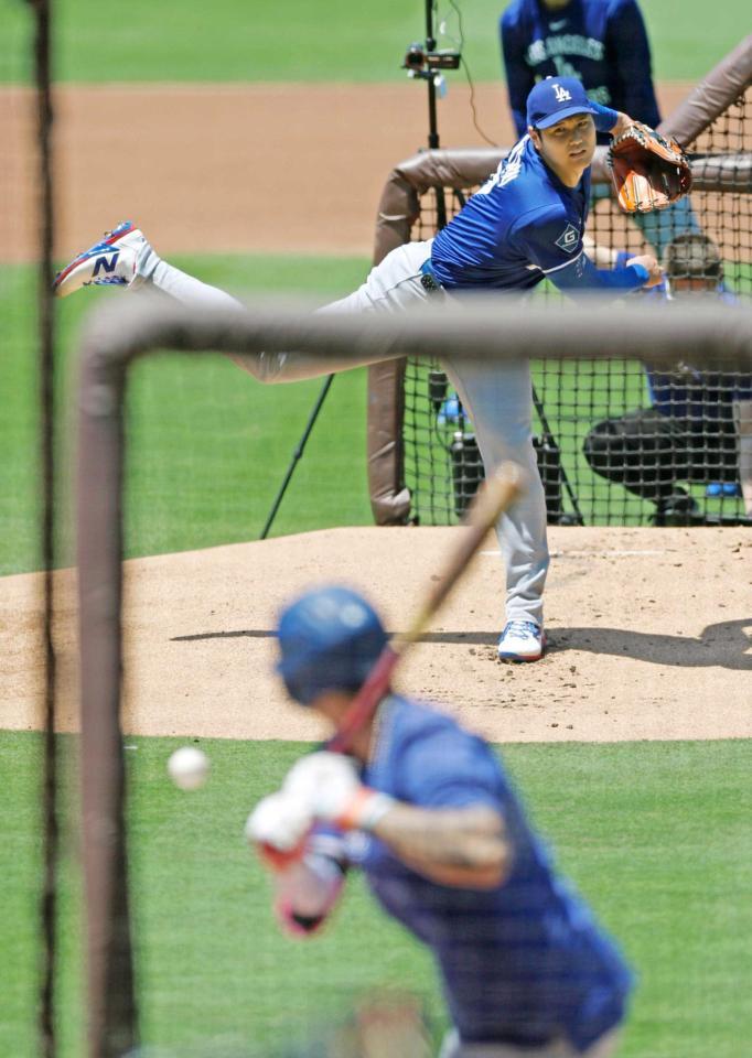 　実戦形式の練習に登板したドジャース・大谷（共同）